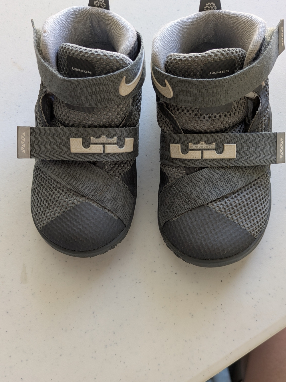 Nike Kids' Gray and Charcoal LeBron Strap Sneakers